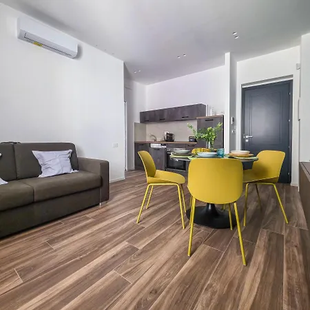 Grigio Perla Apartment *