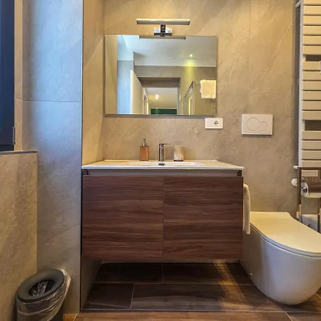Grigio Perla Apartment
